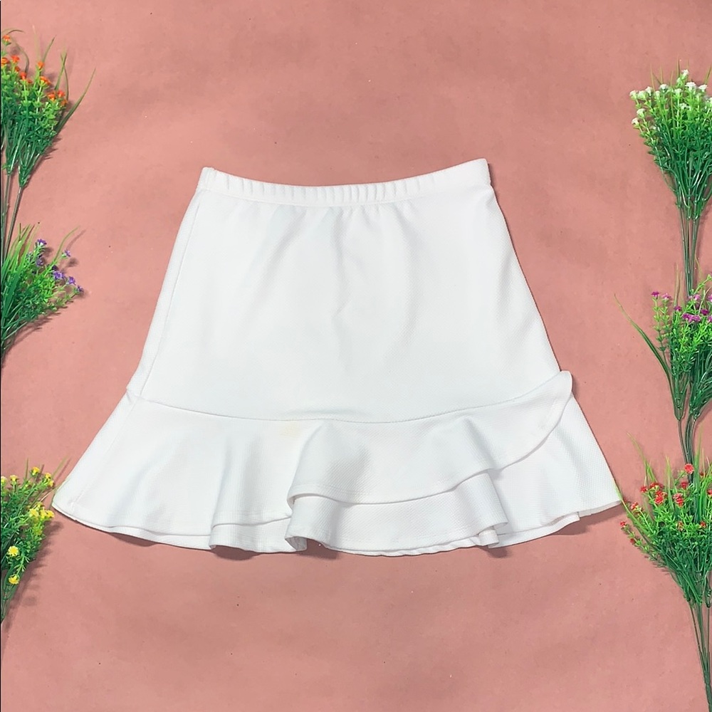 Lily White Elegant Ruffle Skater Skirt
